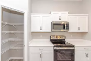 5203 Hazeltine Ln, Turtle Creek Township, OH 45036 - Photo 25