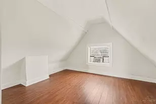 421 Southview Ave, Cincinnati, OH 45219 - Photo 9