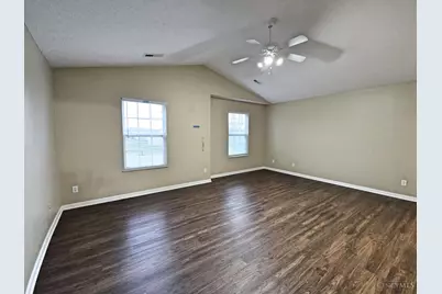 8715 Plum Creek Court, Franklin Township, OH 45005 - Photo 7