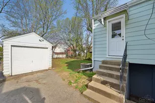 8321 Marley St, Cincinnati, OH 45216 - Photo 21