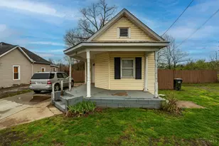 203 S 1st St, Trenton, OH 45067 - Photo 1