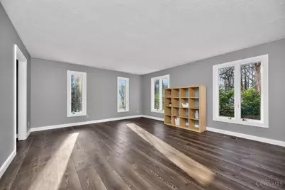 4747 Fawnwood Road, Kettering, OH 45429 - Photo 9