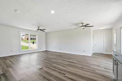 6 Fairborn Court, Hamilton, OH 45013 - Photo 9