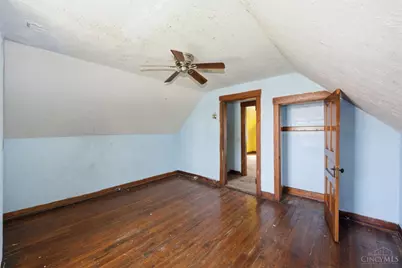 3443 Woodburn Avenue, Cincinnati, OH 45207 - Photo 29