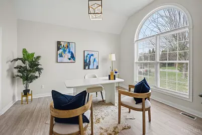 745 Compton Road, Springfield Township, OH 45231 - Photo 11