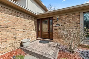 9282 Gregg Dr, West Chester, OH 45069 - Photo 3