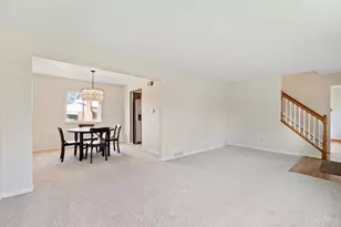 1990 Lady Ellen Dr, Anderson Township, OH 45230 - Photo 5