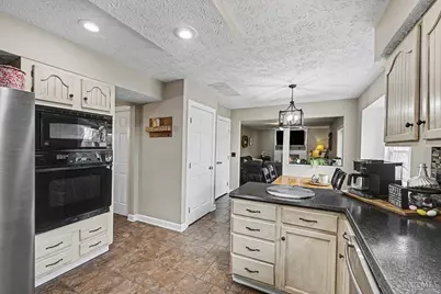 10200 Wright Brothers Court, Dayton, OH 45458 - Photo 9