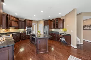 7556 Foxchase Dr, West Chester, OH 45069 - Photo 13