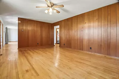 7225 Lesourdsville West Chester Road, West Chester, OH 45069 - Photo 19