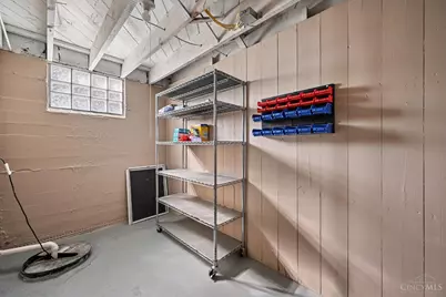 4052 McFarran Avenue, Cincinnati, OH 45211 - Photo 33