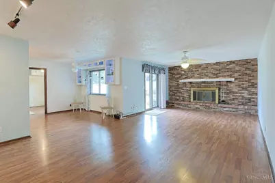 2054 Washington Creek Lane, Washington Twp, OH 45458 - Photo 9