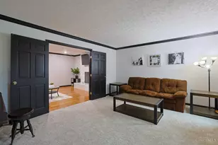 3859 Blackwood Ct, Blue Ash, OH 45236 - Photo 7