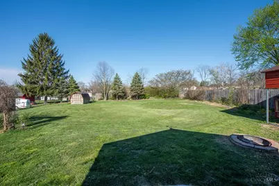 300 Arcadia Drive, Middletown, OH 45042 - Photo 13