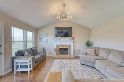 2483 Carriagegate Lane, Deerfield Township, OH 45039 - Photo 17