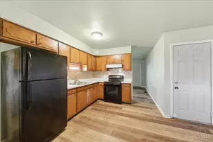 4826 Pierpont Dr, Trotwood, OH 45426 - Photo 7