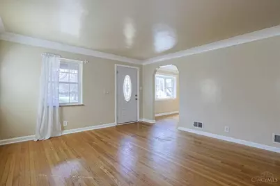 2652 Cedarbrook Drive, Golf Manor, OH 45237 - Photo 9