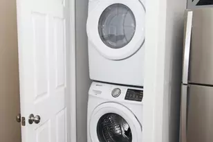 918 Windsor St, Cincinnati, OH 45206 - Photo 7