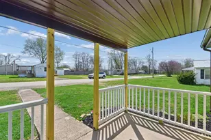 323 N Coffee St, Felicity, OH 45120 - Photo 5