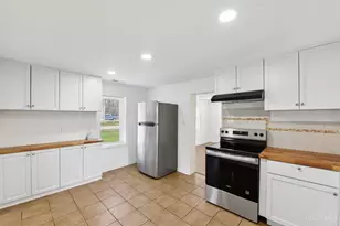 323 N Coffee St, Felicity, OH 45120 - Photo 13