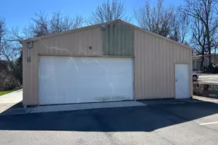 3301 Camvic Terrace, Cheviot, OH 45211 - Photo 7
