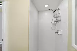 3825 Petoskey Ave, Mariemont, OH 45227 - Photo 21