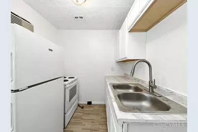 1044 Rosemont Avenue, Cincinnati, OH 45205 - Photo 9