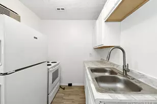 1044 Rosemont Ave, Cincinnati, OH 45205 - Photo 9