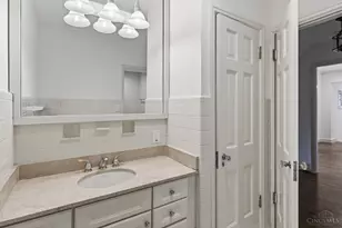 1002 Richwood Cir, Cincinnati, OH 45208 - Photo 51