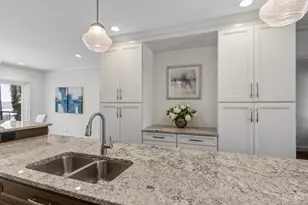 1002 Richwood Cir, Cincinnati, OH 45208 - Photo 23