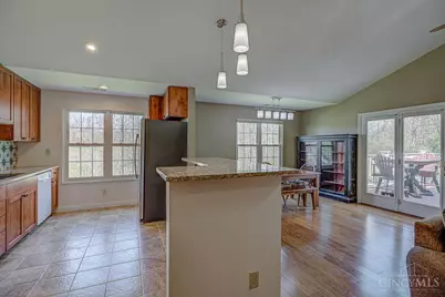 6338 Eagles Lake Drive, Cincinnati, OH 45248 - Photo 15