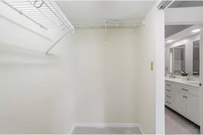 2469 Walnutview Court, Cincinnati, OH 45230 - Photo 39