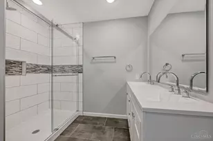 5143 Camargo Rd, Cincinnati, OH 45227 - Photo 35