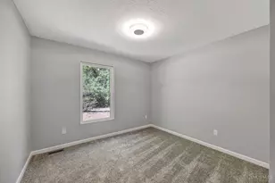 5143 Camargo Rd, Cincinnati, OH 45227 - Photo 27