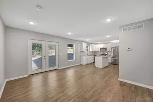 5143 Camargo Rd, Cincinnati, OH 45227 - Photo 17