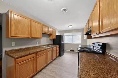 7943 Glenorchard Drive, Cincinnati, OH 45237 - Photo 9