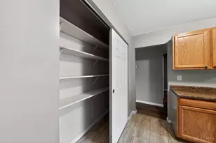 7943 Glen Orchard Dr, Cincinnati, OH 45237 - Photo 13