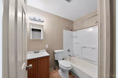 7943 Glenorchard Drive, Cincinnati, OH 45237 - Photo 23