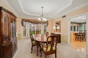 1426 Miami Lake Dr, Miami Township, OH 45140 - Photo 7