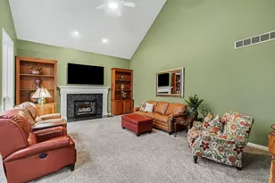 1426 Miami Lake Dr, Miami Township, OH 45140 - Photo 13