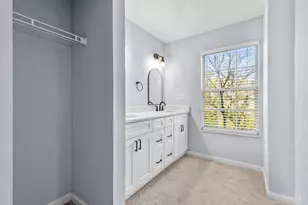 10555 Montgomery Rd, Montgomery, OH 45242 - Photo 15