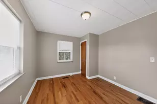 1291 W Galbraith Rd, Cincinnati, OH 45231 - Photo 13