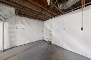 1291 W Galbraith Rd, Cincinnati, OH 45231 - Photo 25