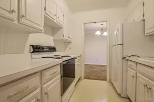 3809 Petosky Ave, Mariemont, OH 45227 - Photo 13