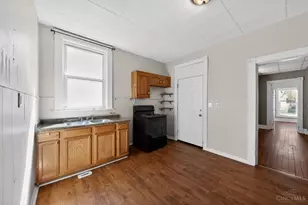 206 W 69th St, Cincinnati, OH 45216 - Photo 13