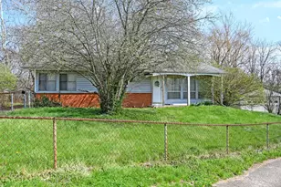 9626 Manhattan Dr, Cincinnati, OH 45251 - Photo 1