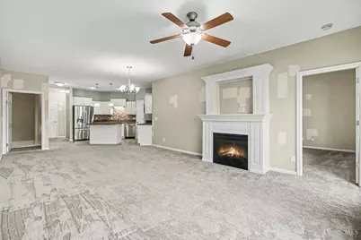 2047 Commons Circle, Batavia, OH 45103 - Photo 5