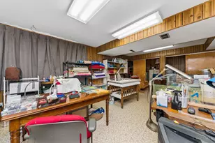 3911 Campbell Rd, Perry Township, OH 45118 - Photo 29