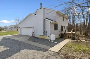 117 Spearhead Dr, Jackson Township, OH 45171 - Photo 11