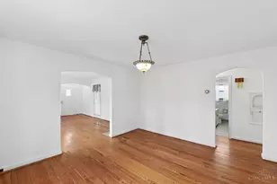 2512 Moundview Dr, Norwood, OH 45212 - Photo 5